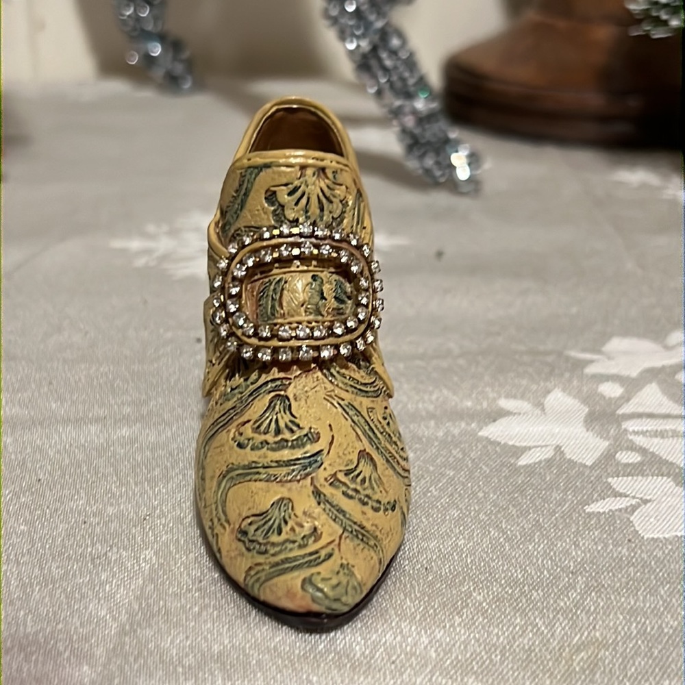 If the shoe fits French Victorian Style Buckle Heel Nostalgia Popular Imports